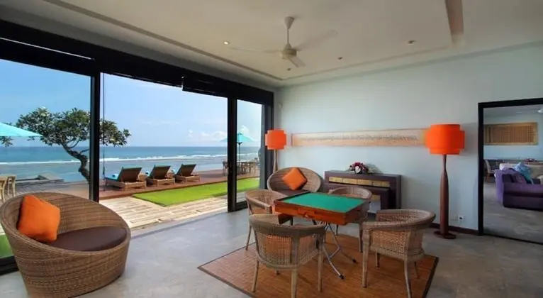 Deluxe Villa, 4 Yatak Odası, Kişiye Özel Havuzlu (OMG)