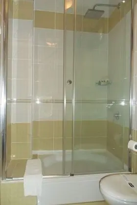 Comfort Üç Kişilik Oda