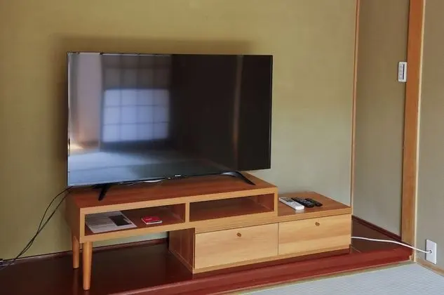 Ev, Sigara İçilmez (Private Vacation Home)