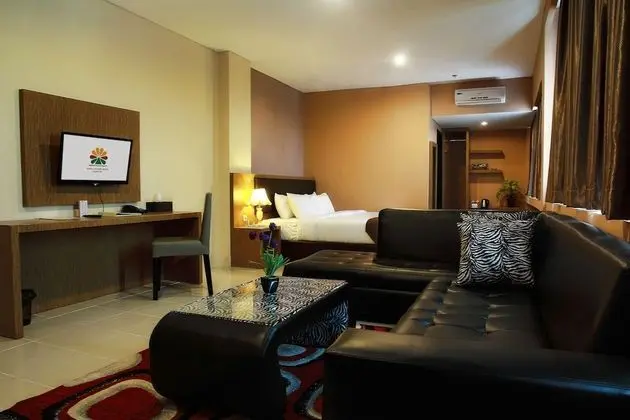 Luxury Oda