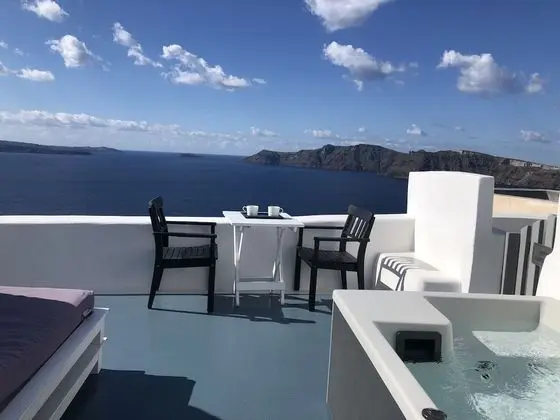 Traditional Apart Daire, Jakuzi (Caldera View)