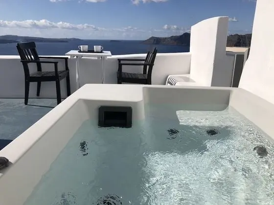Traditional Apart Daire, Jakuzi (Caldera View)