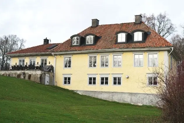Ev (Herrgården)