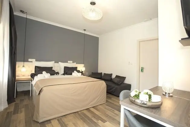 Comfort Tek Büyük Yataklı Oda