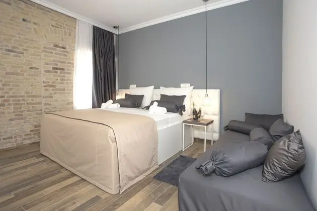 Comfort Tek Büyük Yataklı Oda