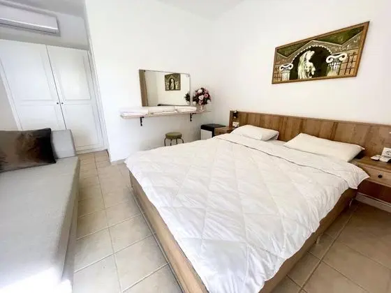 Standart Oda, Deniz ve Dağ Manzaralı, Balkonlu