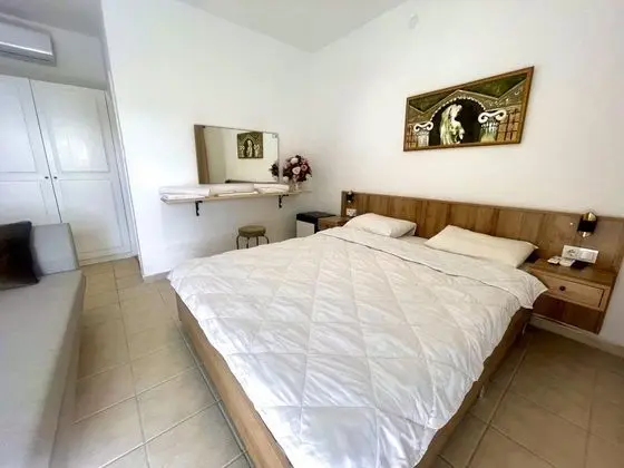 Standart Oda, Bahçe Manzaralı, Balkonlu