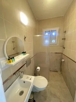 Standart Oda, Deniz ve Dağ Manzaralı, Balkonlu