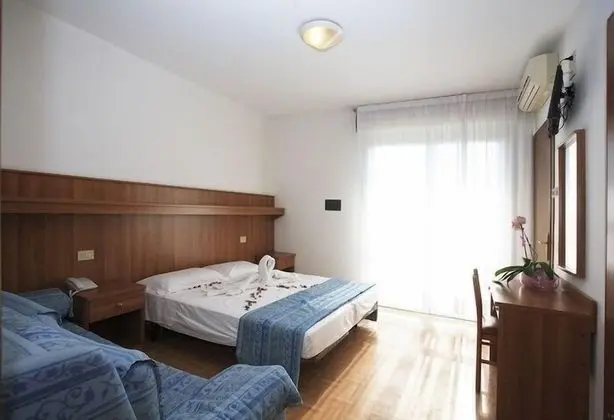 Family Dört Kişilik Oda, Birden Çok Yatak