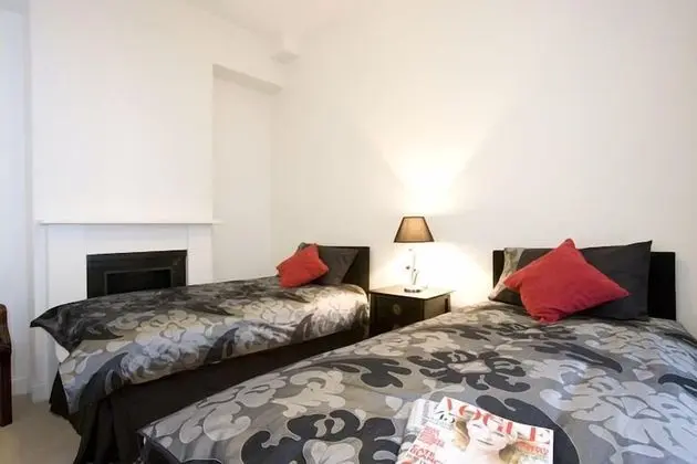 Standard Apart Daire, 3 Yatak Odası (18 Golden Square)