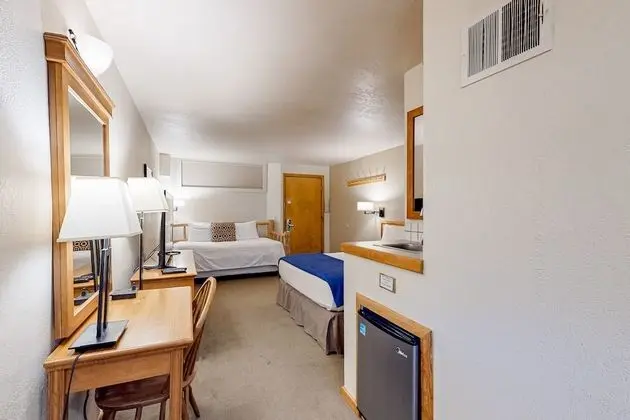 Standard Oda, Bahçeli