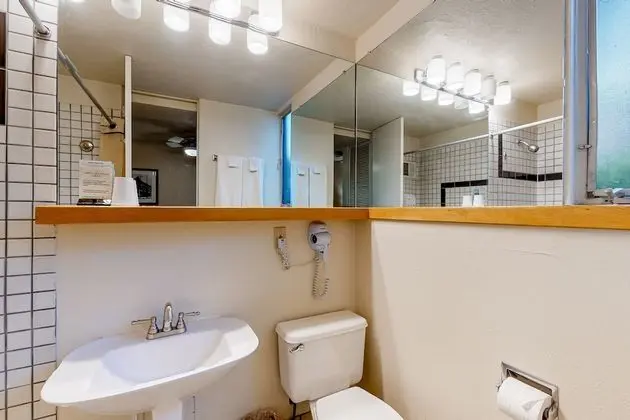 Standard Oda, Bahçeli