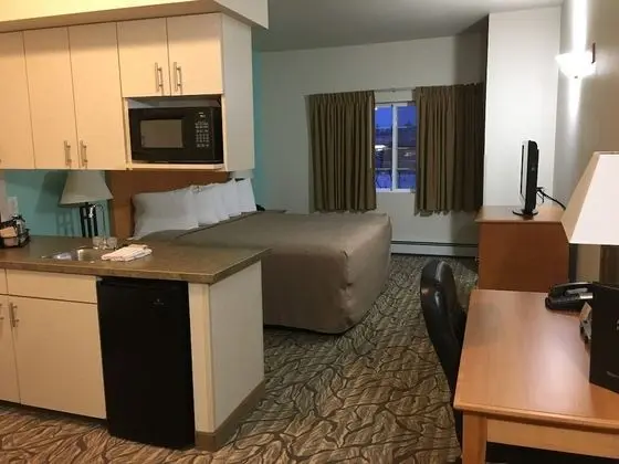 Deluxe Oda, 1 En Büyük (King) Boy Yatak