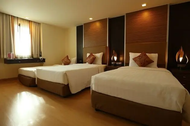 Grand Deluxe Room