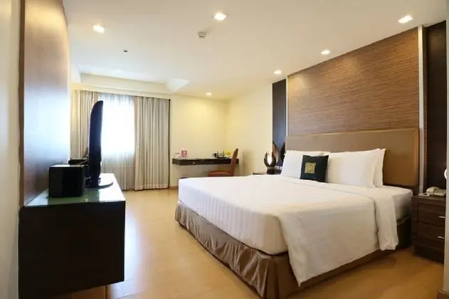 Grand Deluxe Room