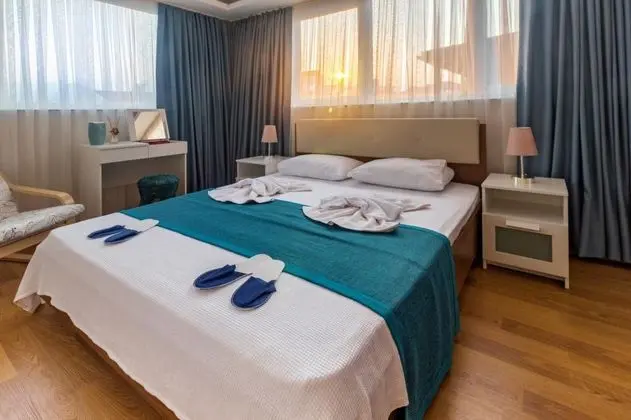 Sunset Suite, Dağ Manzaralı