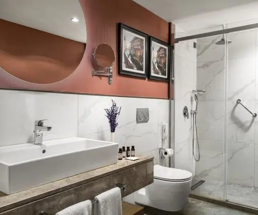 Bahce Deluxe Custom Cift Kişilik Yataklı Oda