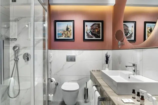 Bahce Deluxe Custom İki Ayrı Yataklı Oda