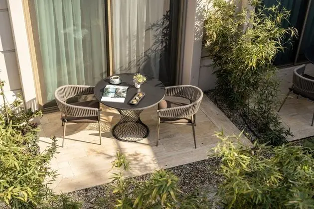 Bahce Standard Custom Cift Kişilik Yataklı Oda