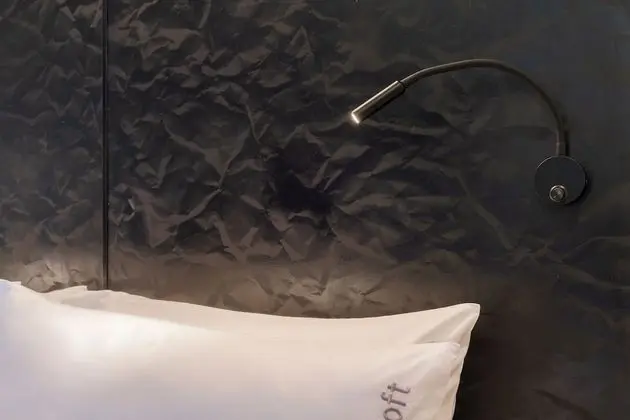 Premium Tek Büyük Yataklı Oda