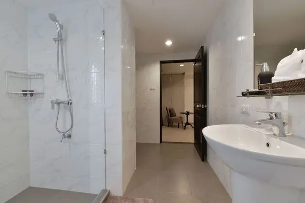 One Bedroom Executive