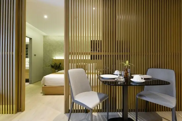 One Bedroom Premier