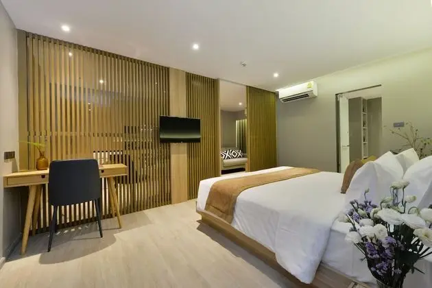 One Bedroom Premier