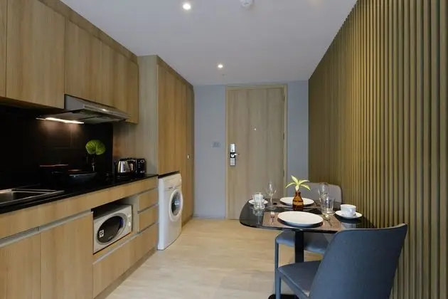 One Bedroom Premier