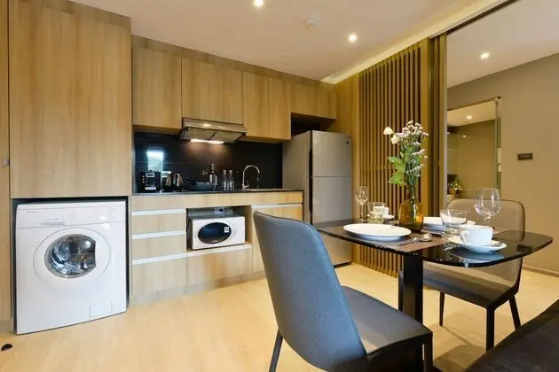 One Bedroom Premier
