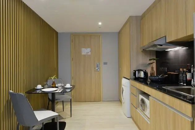 One Bedroom Premier