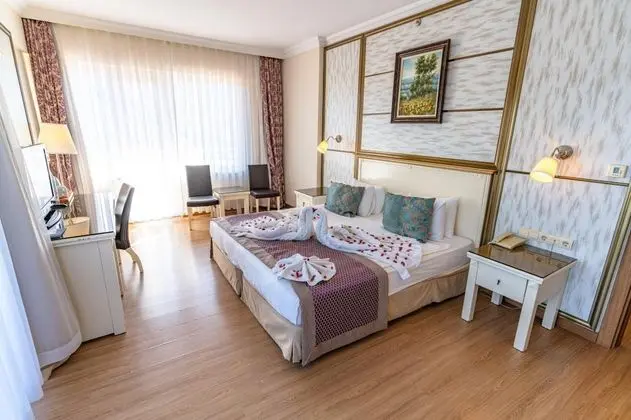 Aile Odası,    , Balkonlu