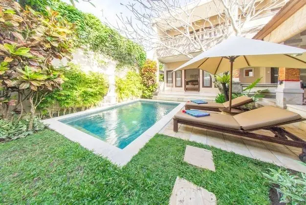 Villa, 4 Yatak Odası, Kişiye Özel Havuzlu