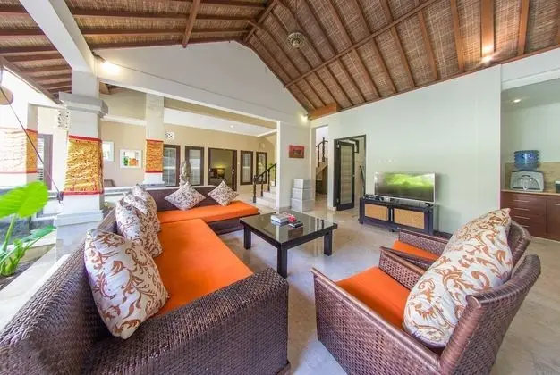 Villa, 4 Yatak Odası, Kişiye Özel Havuzlu