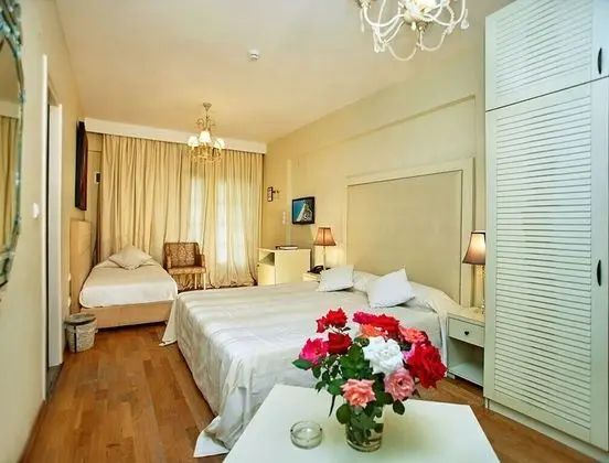 Deluxe Tek Büyük Yataklı Oda, Balkon, Deniz Manzaralı