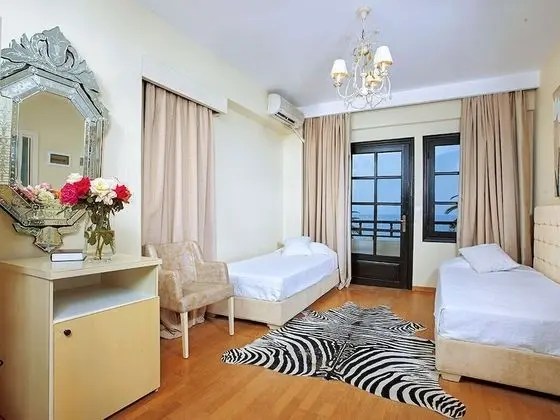 Junior Süit, Balkon, Deniz Manzaralı