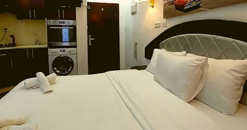 Deluxe Tek Büyük Yataklı Oda