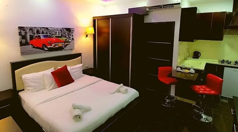 Deluxe Tek Büyük Yataklı Oda
