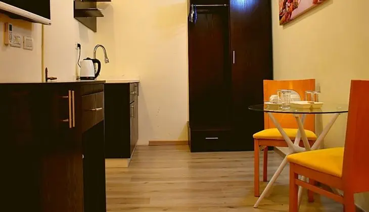 Deluxe Tek Büyük Yataklı Oda