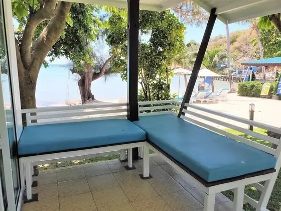 Deluxe Beach Front Bungalow