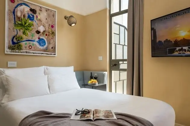 Business Room, Balcony