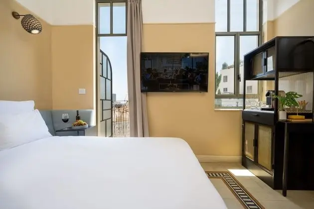 Business Room, Balcony