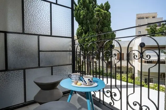 Superior Stüdyo, Balkon