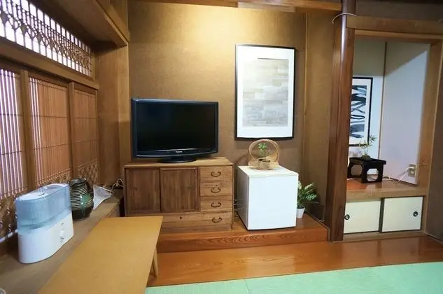 Oda, Ortak Banyo, Bahçe Manzaralı