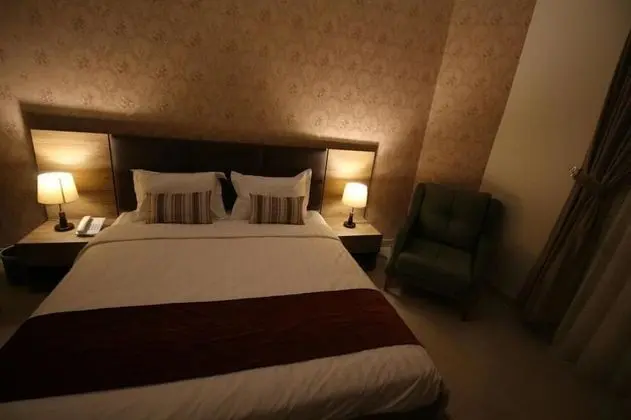 Economy Tek Büyük Yataklı Oda
