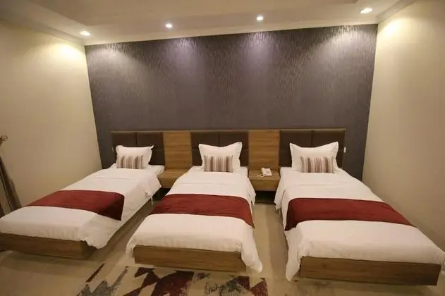 Üç Kişilik Oda