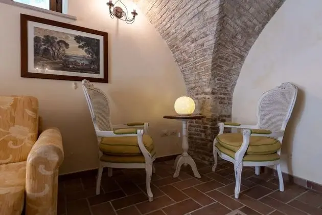 Traditional Apart Daire