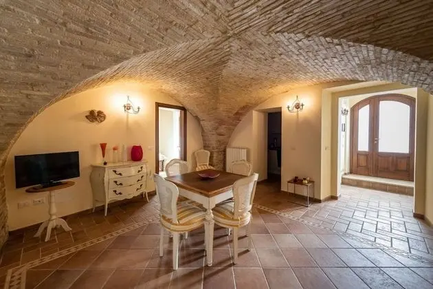 Traditional Apart Daire