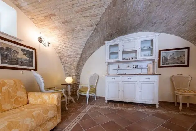 Traditional Apart Daire