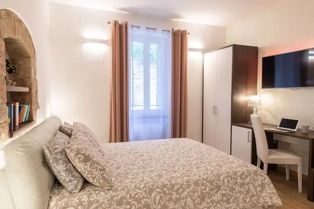 Superior Tek Büyük Yataklı Oda