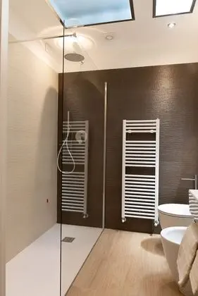 Üç Kişilik Oda, Balkon